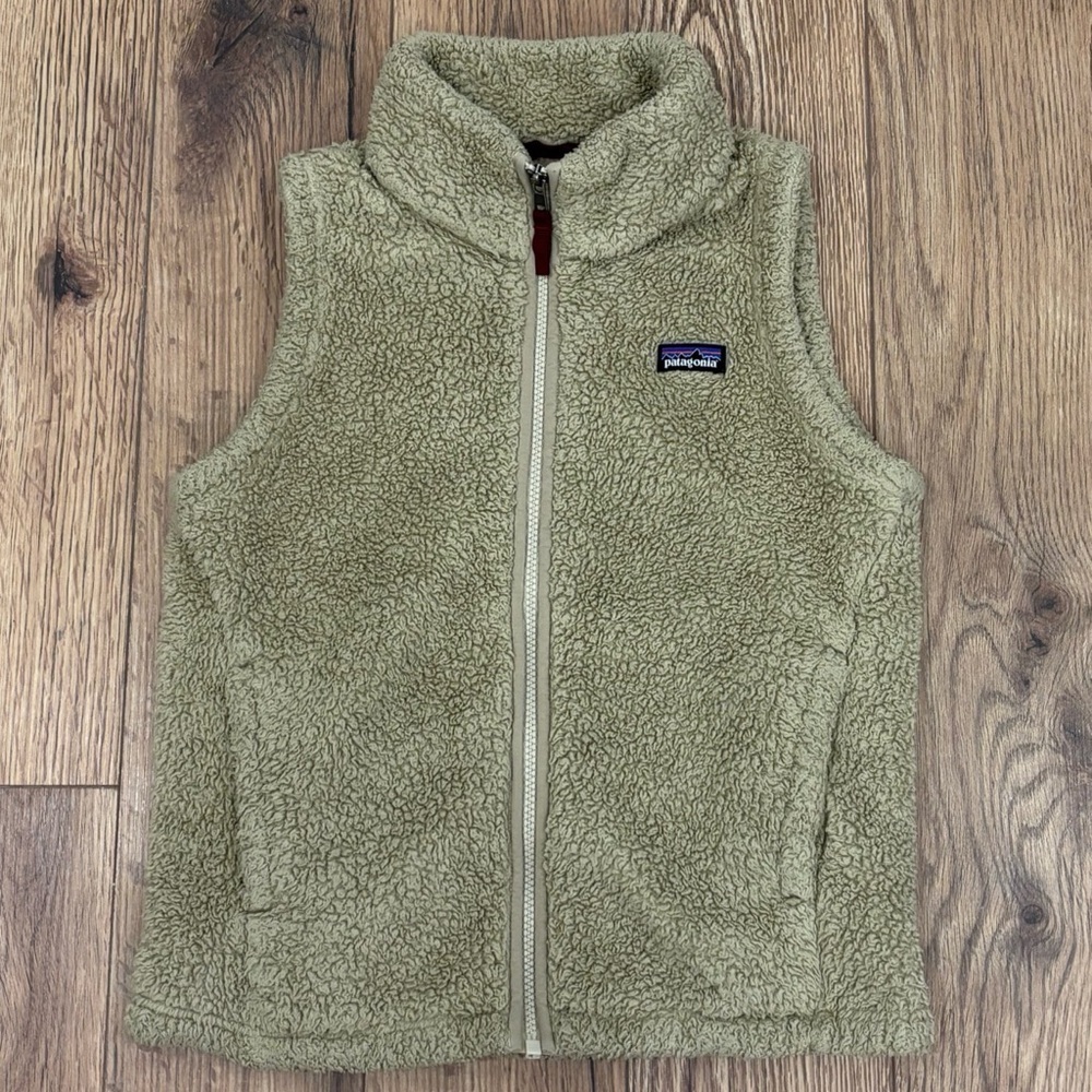 Patagonia Girl's Los Gatos Fleece Vest In Taupe Size 12 Large